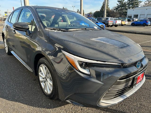 2025 Toyota Corolla Hybrid XLE