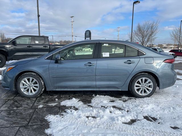 2025 Toyota Corolla Hybrid XLE