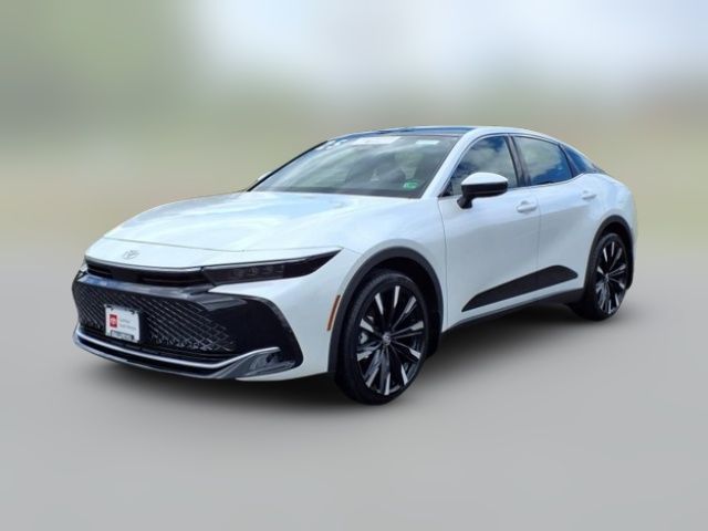 2025 Toyota Crown Platinum