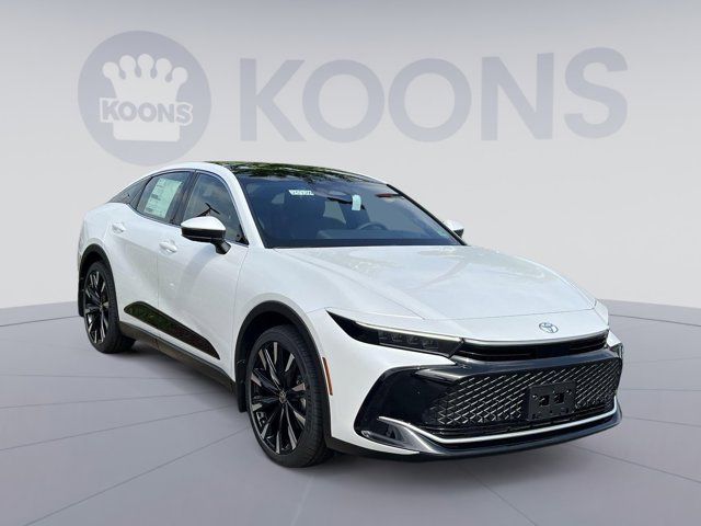 2025 Toyota Crown Platinum