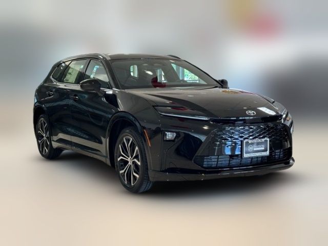 2025 Toyota Crown Signia XLE