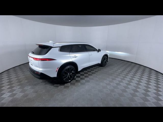 2025 Toyota Crown Signia Limited