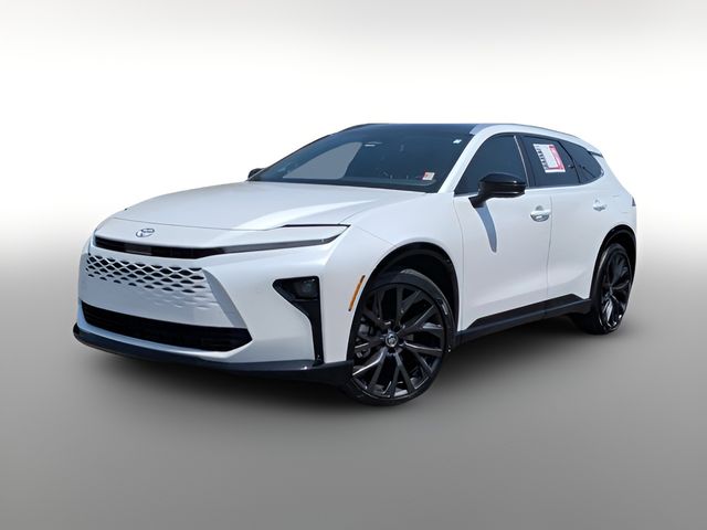 2025 Toyota Crown Signia Limited
