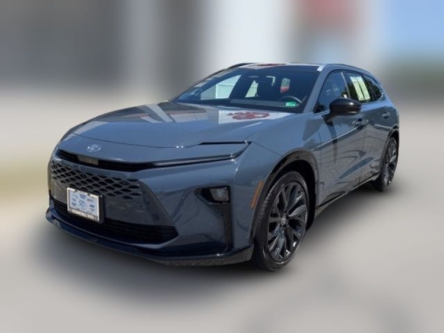 2025 Toyota Crown Signia Limited
