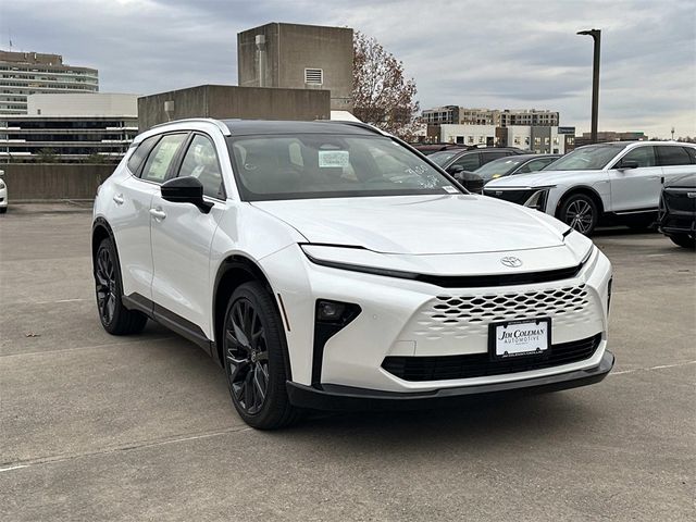 2025 Toyota Crown Signia Limited