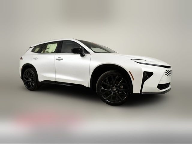 2025 Toyota Crown Signia Limited