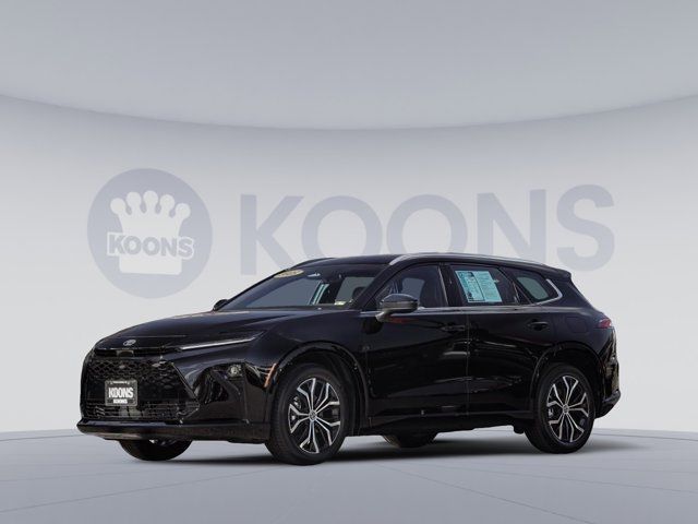 2025 Toyota Crown Signia XLE