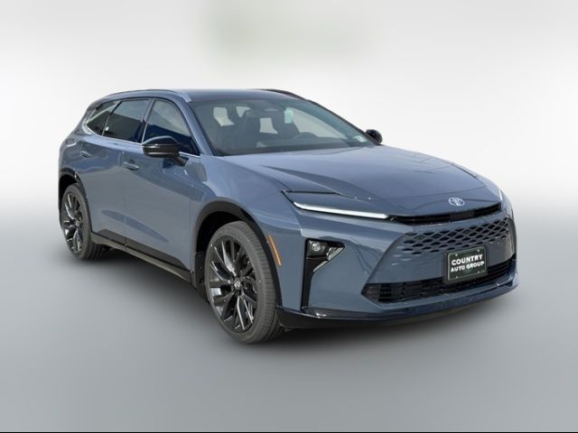 2025 Toyota Crown Signia XLE