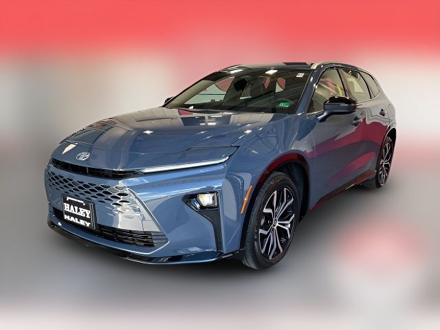 2025 Toyota Crown Signia XLE