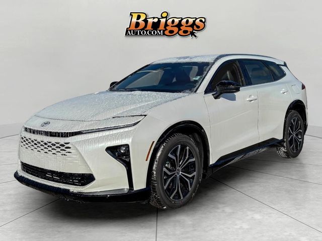 2025 Toyota Crown Signia XLE