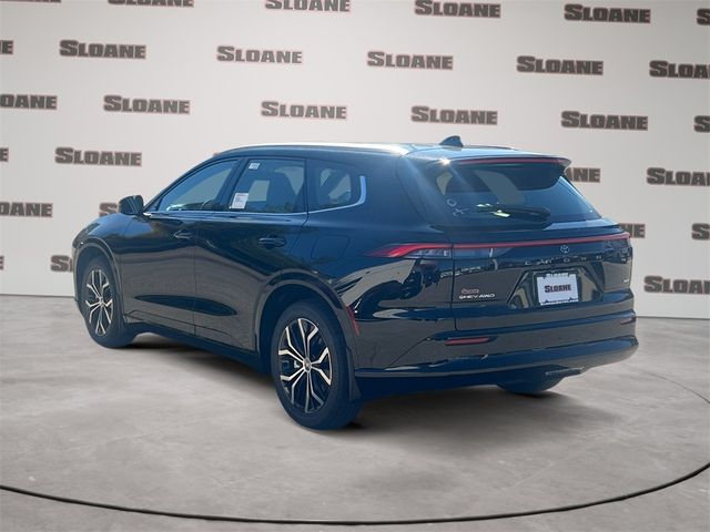 2025 Toyota Crown Signia XLE