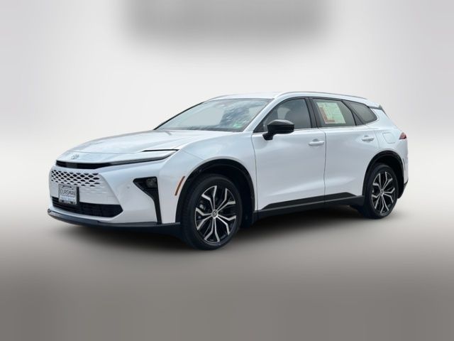 2025 Toyota Crown Signia XLE
