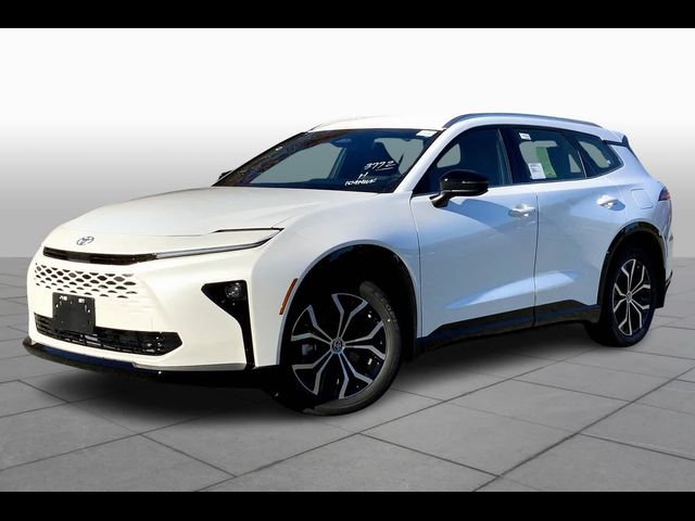 2025 Toyota Crown Signia XLE