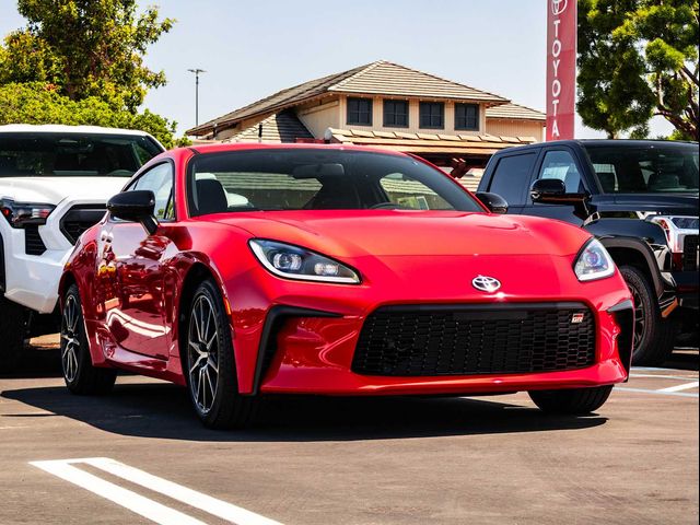 2025 Toyota GR86 Base