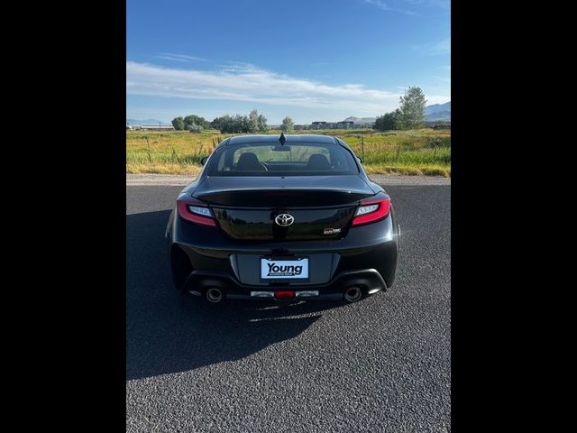 2025 Toyota GR86 Base