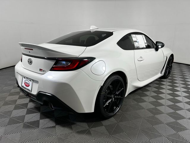 2025 Toyota GR86 Premium