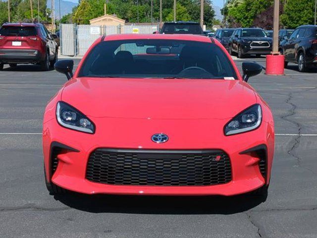 2025 Toyota GR86 Premium