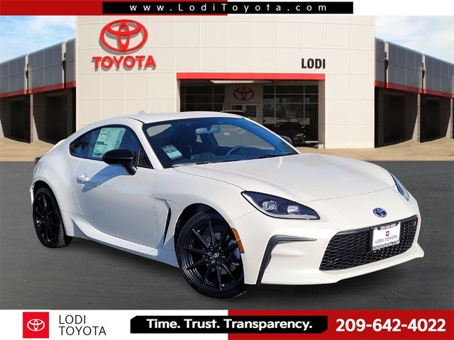 2025 Toyota GR86 Premium