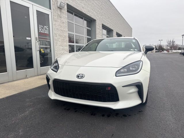 2025 Toyota GR86 Premium