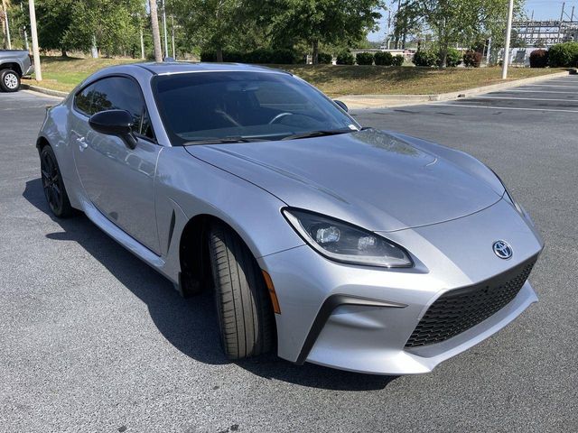 2025 Toyota GR86 Premium