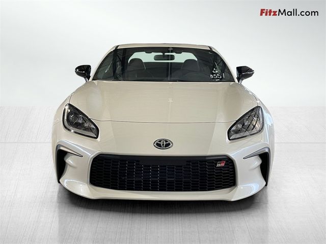 2025 Toyota GR86 Premium