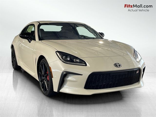 2025 Toyota GR86 Premium
