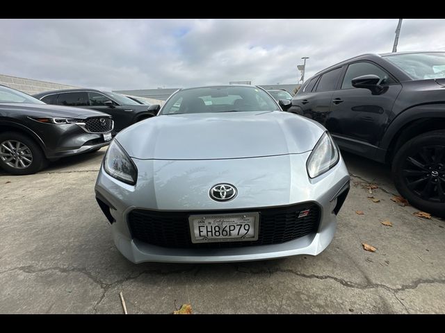 2025 Toyota GR86 Premium