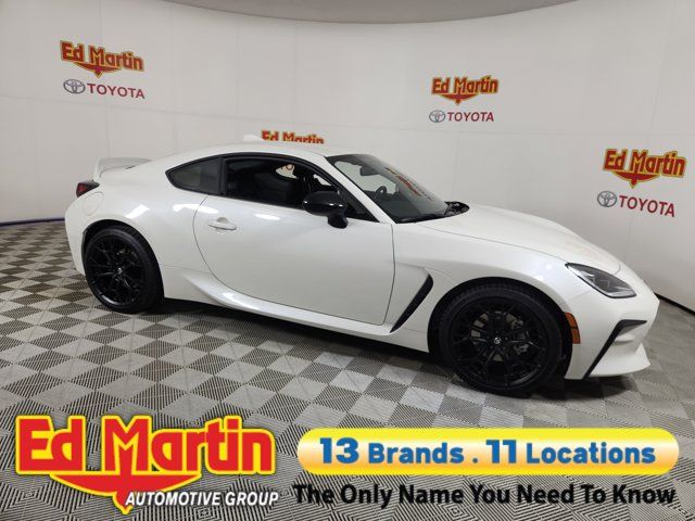 2025 Toyota GR86 Premium