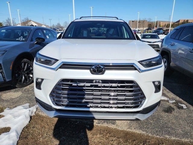 2025 Toyota Grand Highlander Hybrid MAX Platinum