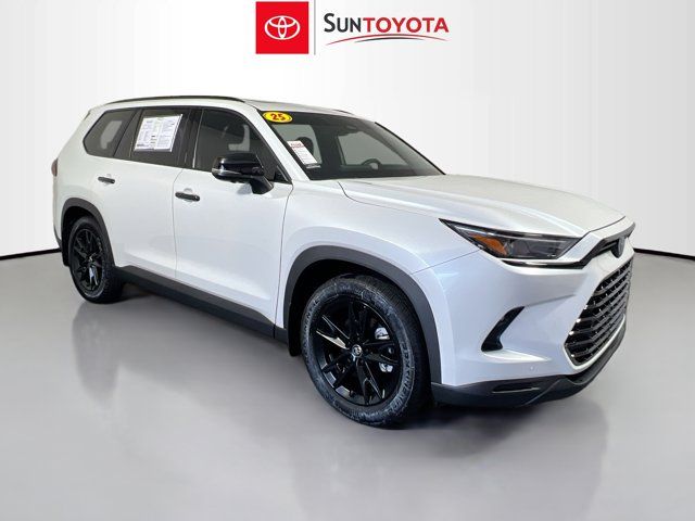 2025 Toyota Grand Highlander Hybrid Nightshade Edition
