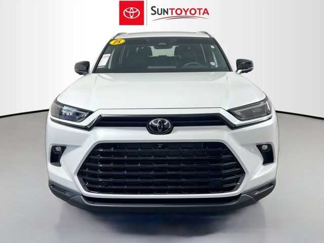 2025 Toyota Grand Highlander Hybrid Nightshade Edition