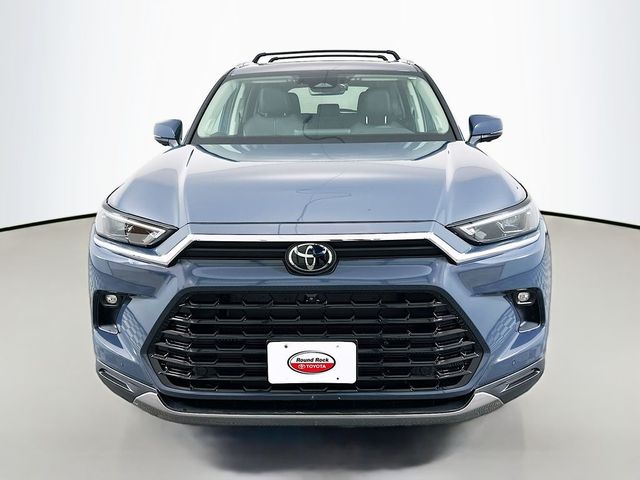 2025 Toyota Grand Highlander LE