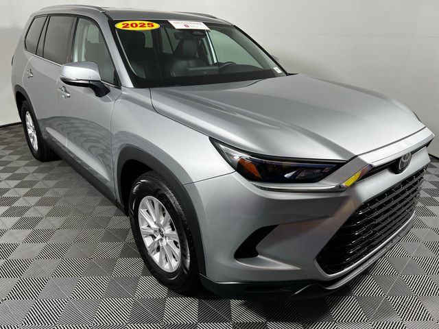2025 Toyota Grand Highlander LE