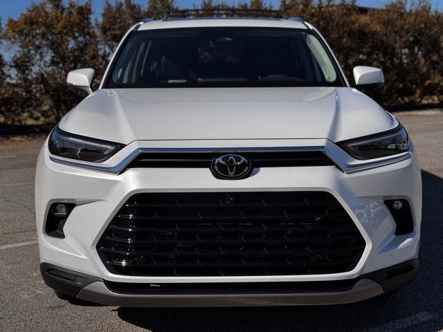 2025 Toyota Grand Highlander Platinum