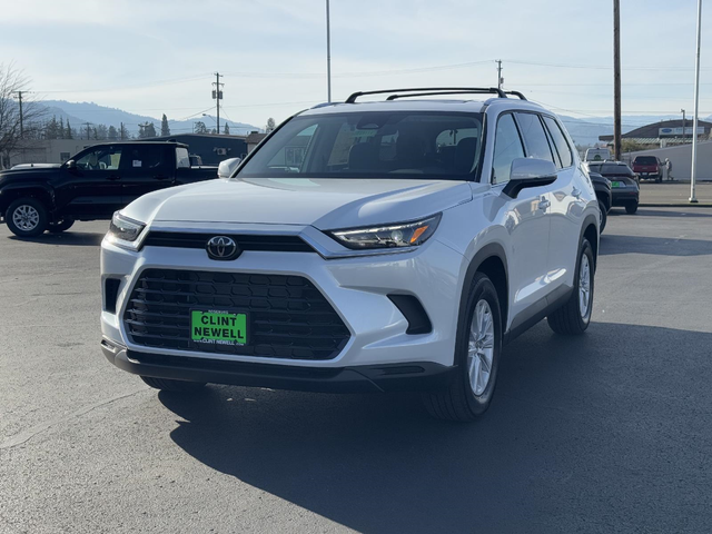 2025 Toyota Grand Highlander XLE