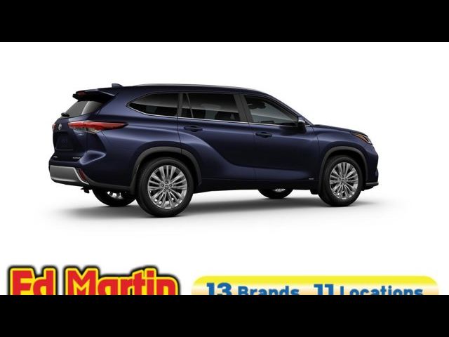 2025 Toyota Highlander Hybrid Platinum