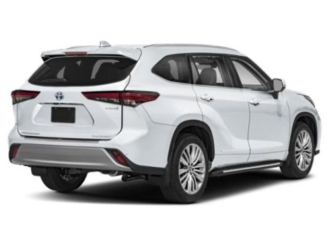 2025 Toyota Highlander Hybrid Platinum