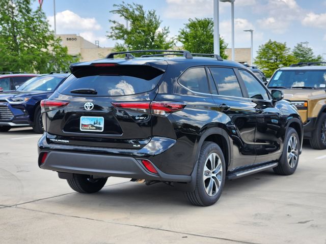 2025 Toyota Highlander Hybrid XLE
