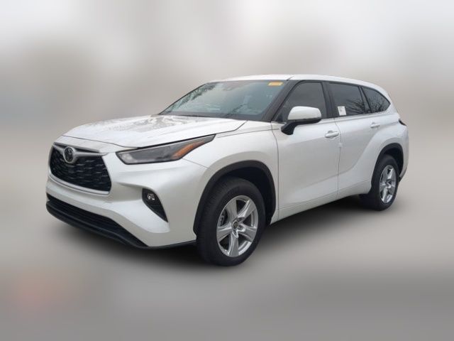 2025 Toyota Highlander LE