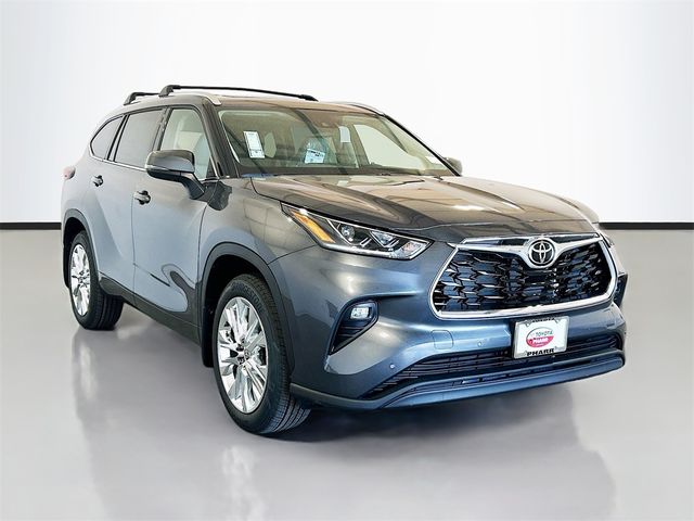 2025 Toyota Highlander Limited