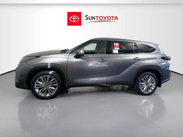 2025 Toyota Highlander Platinum