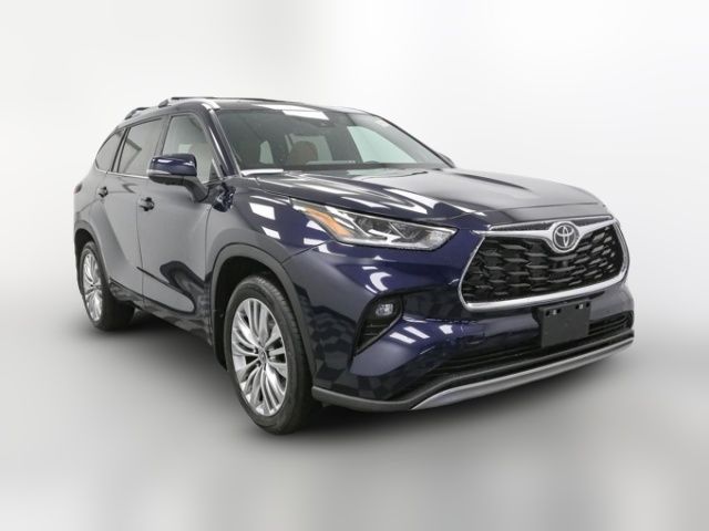 2025 Toyota Highlander Platinum