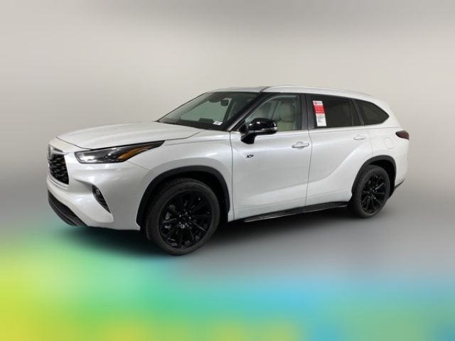 2025 Toyota Highlander XLE