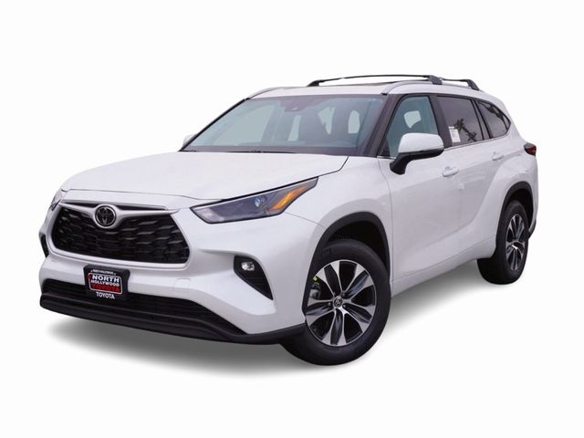 2025 Toyota Highlander XLE