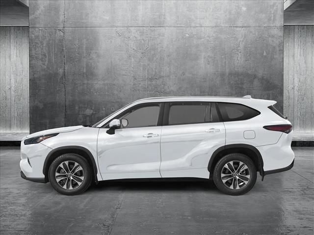 2025 Toyota Highlander XLE