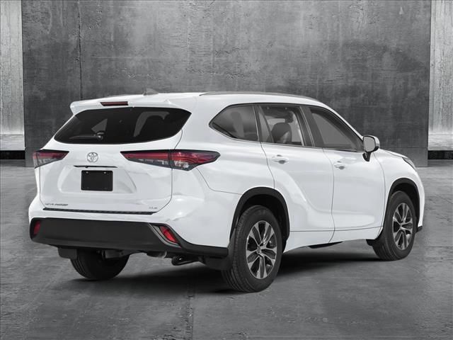 2025 Toyota Highlander XLE