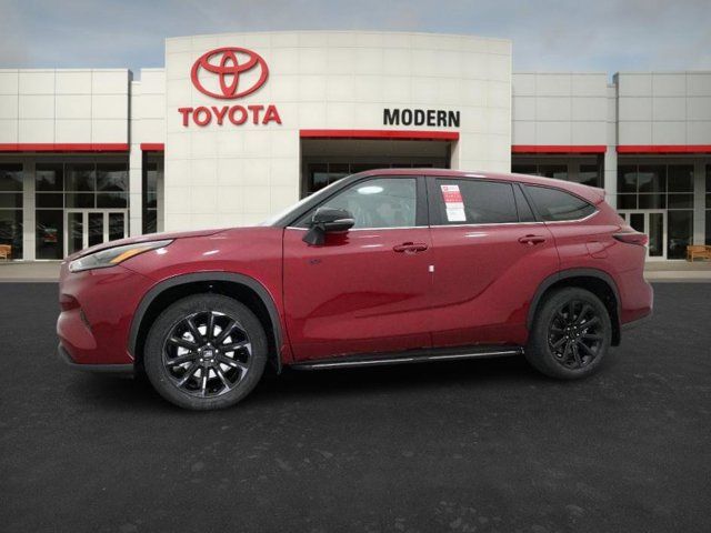 2025 Toyota Highlander XLE