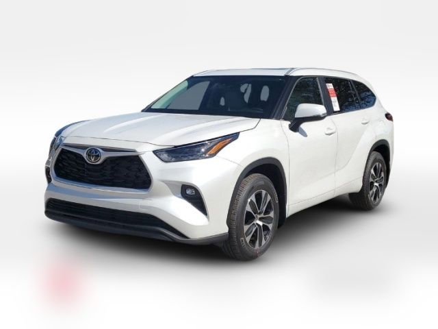 2025 Toyota Highlander XLE