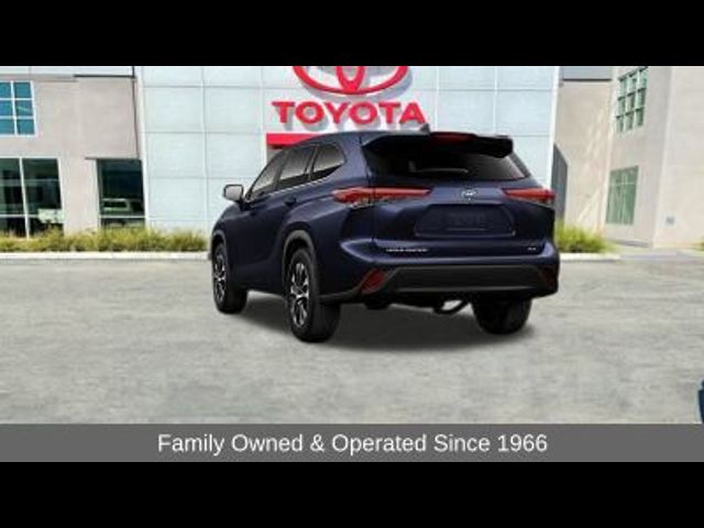 2025 Toyota Highlander XLE