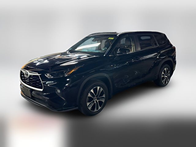 2025 Toyota Highlander XLE